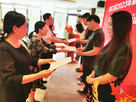 1741602832867269.jpg 2.jpg